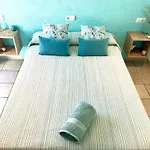 La Puerta Azul