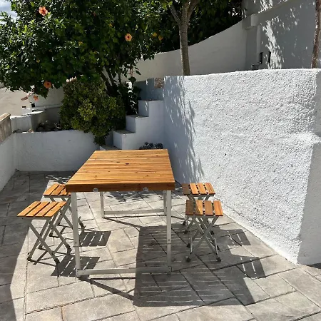 ベッド・アンド・ブレックファスト La Puerta Azul Jávea